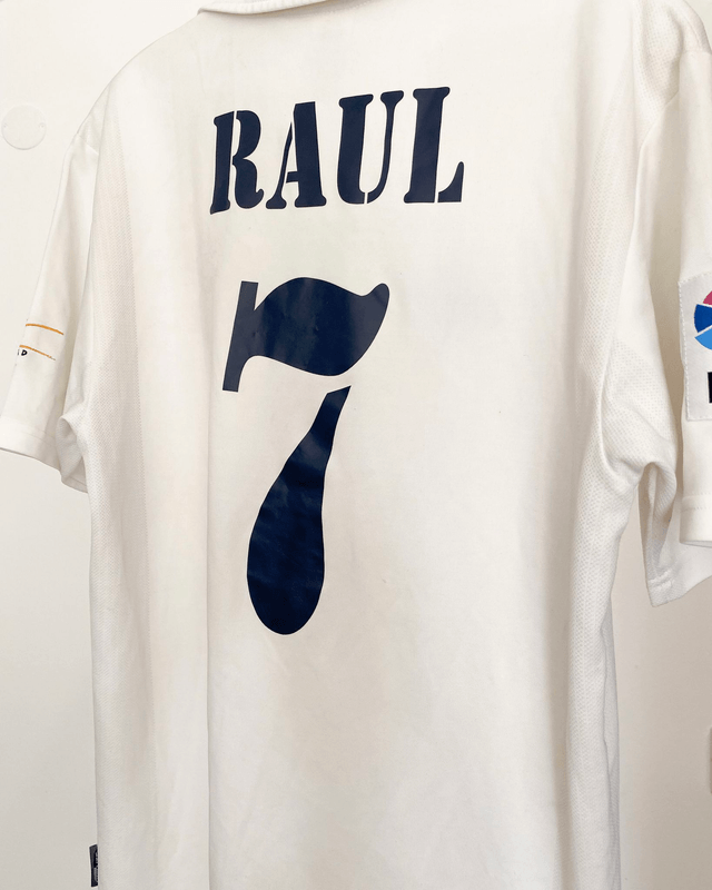 2003/2004 - Real Madrid - #7 RAUL (S)