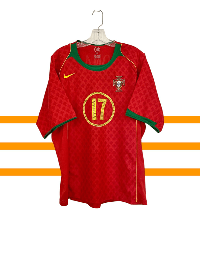 2004/2006 - Portugal - C.RONALDO #17 (L)